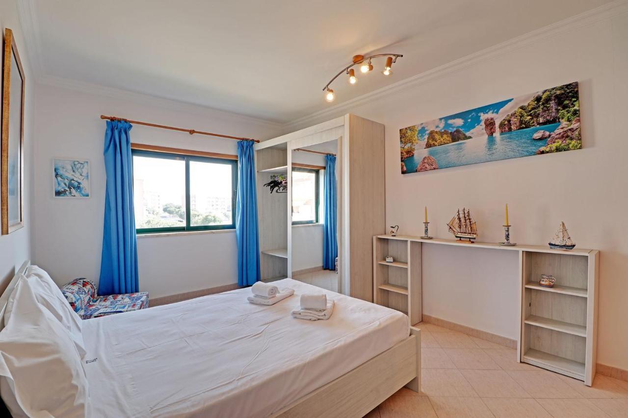Armacao de Pera Central by Homing Exterior foto