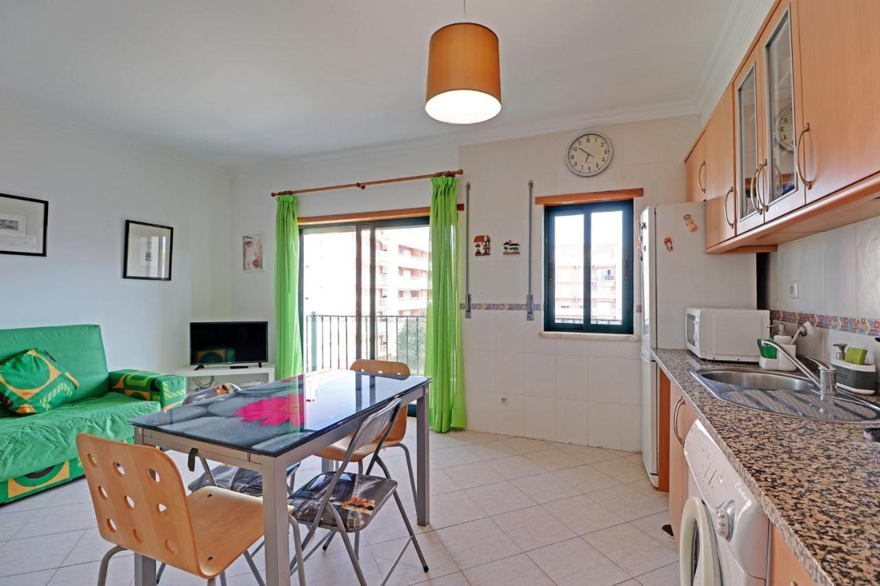 Armacao de Pera Central by Homing Exterior foto